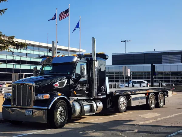 Burda's Towing - photo 2