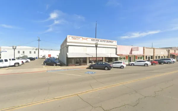 Selma Auto Supply - photo 4