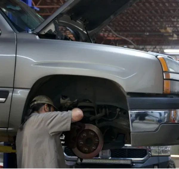 Josh's Auto & Boat Shop - photo 4