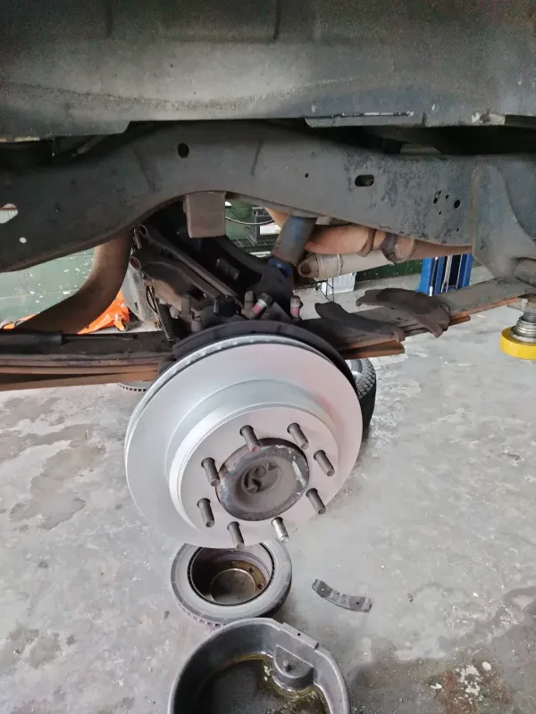 Ant's Auto Repair - photo 3
