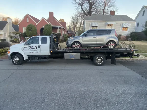 TUA-Tubbs Used Auto Towing - photo 3