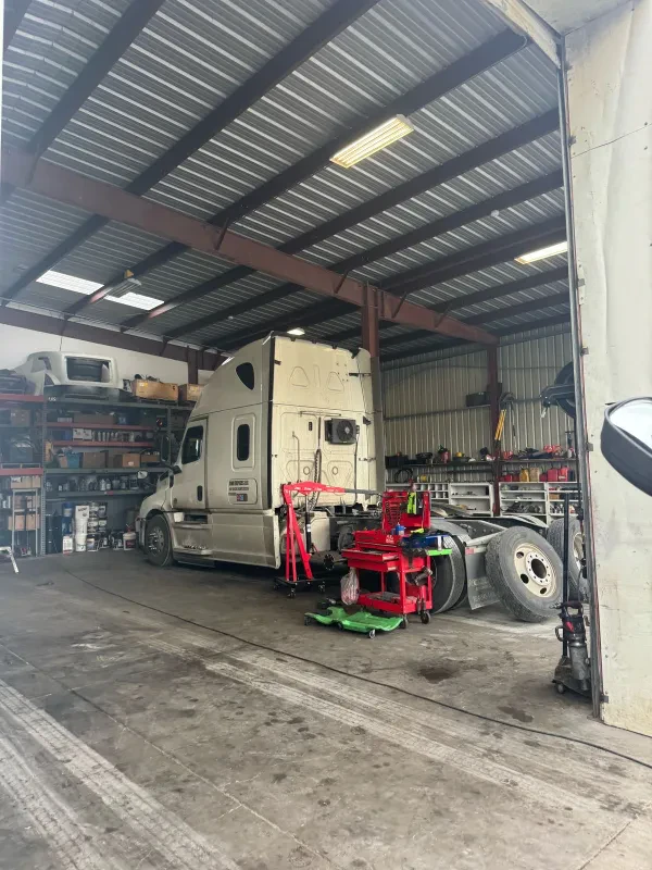 TEC TRUCK REPAIR - photo 2