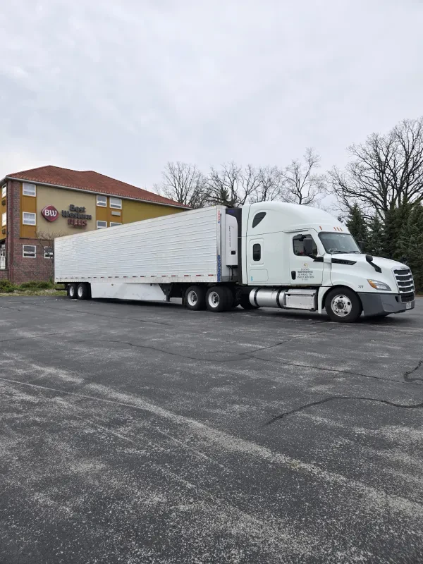 Great Lakes Truck Centers - Monroeville Branch - photo 3