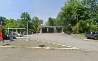 Larry's Auto Center