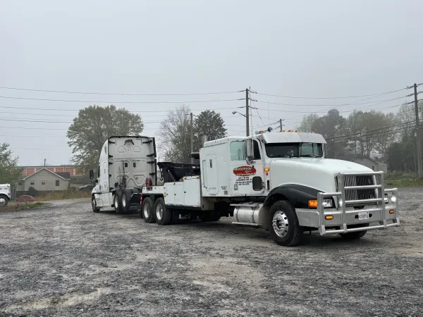 Henderson Towing - photo 3