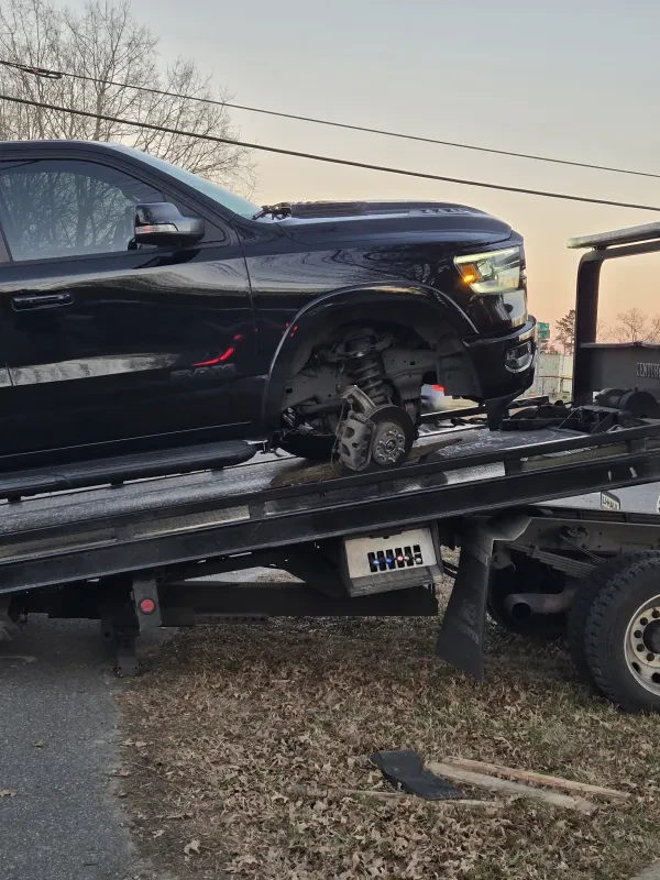 Matthews Towing & Automotive - photo 2