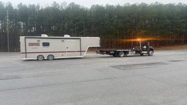 Hometown Towing & Recovery LLC - photo 4