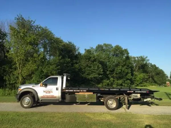 Jay's Towing and Recovery - photo 2
