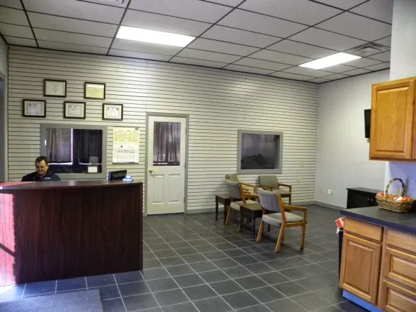 Pratt Auto Service - photo 2