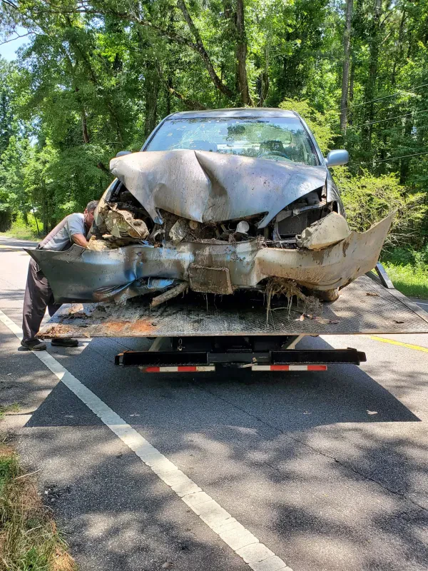 Carl's Garage & Towing, LLC - photo 4