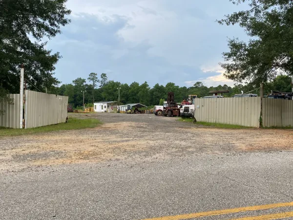Brewton Recycling Center - photo 2