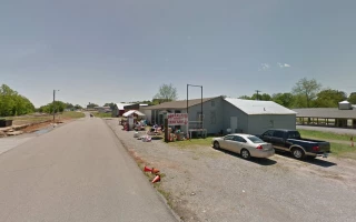 209 Railroad ST SW Yard Sale