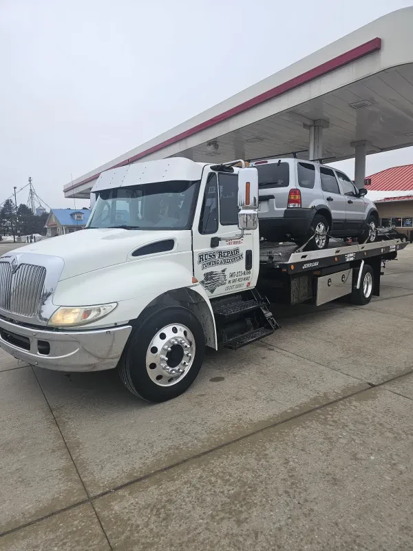 Russ' Repair, towing & recovery - photo 3