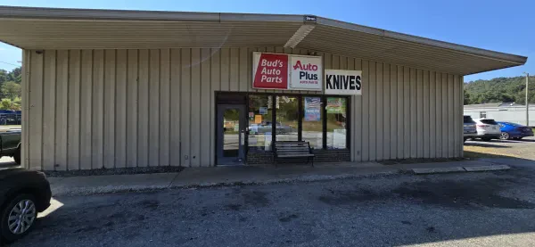 Bud's Auto Parts - photo 2