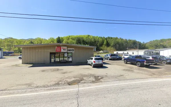 Bud's Auto Parts - photo 4