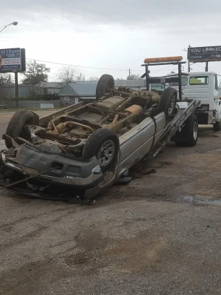 Knight's Tire Towing & Auto Service