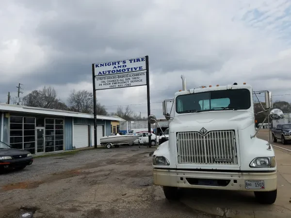 Knight's Tire Towing & Auto Service - photo 4
