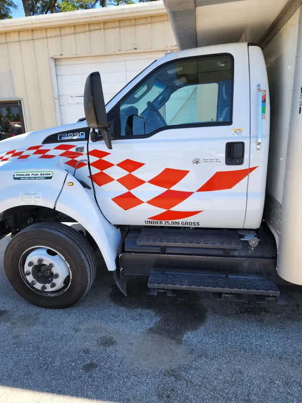 Lee's Transport LLC and Towing - photo 3