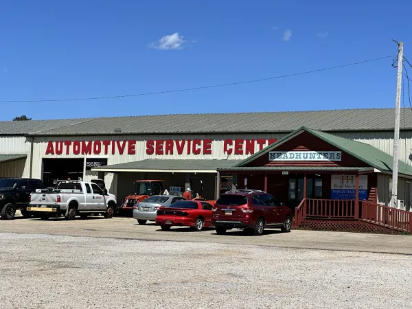 Roadrunner Auto/Truck Service Center - photo 2