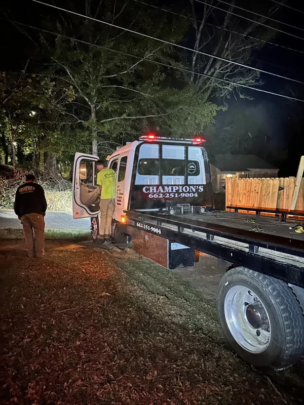 Champion's Towing Recovery - photo 2