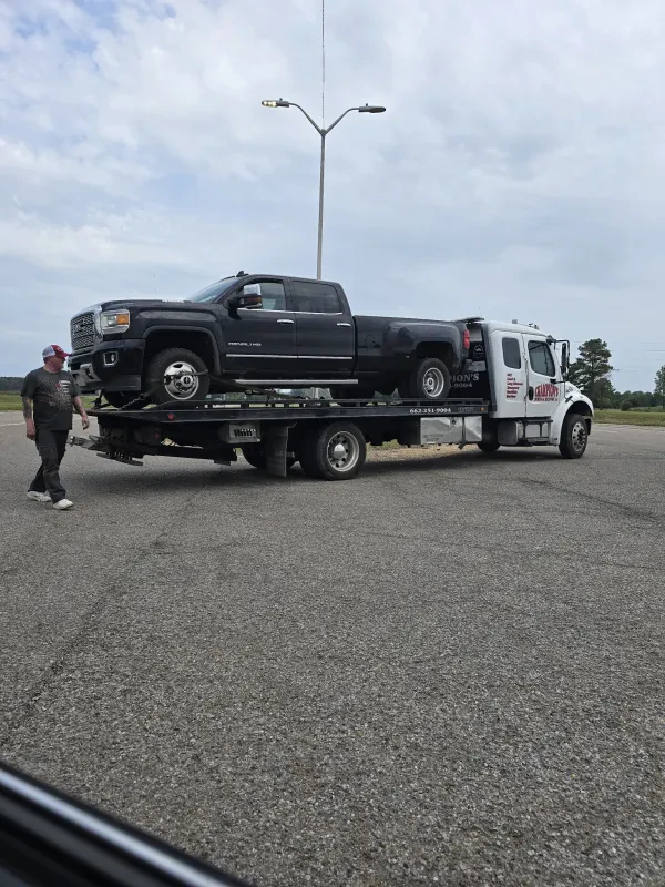 Champion's Towing Recovery - photo 3