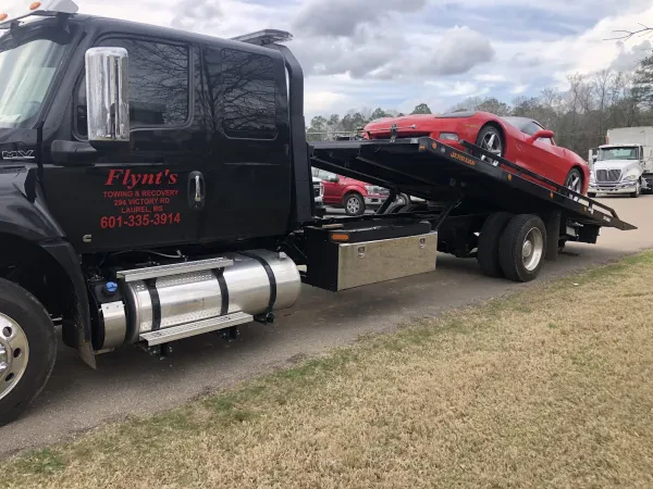 FLYNT'S TOWING & RECOVERY - photo 3