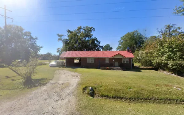 Hughes Tire & Salvage - photo 3