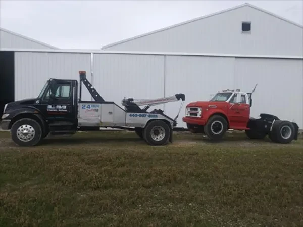 L & M Towing And Repair - photo 3
