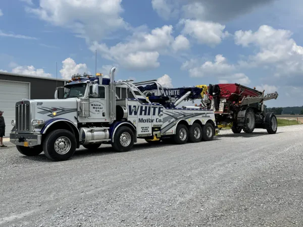White Motor Company Towing & Recovery Service - photo 4