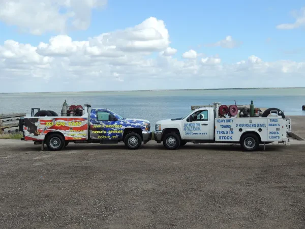 Juan's Wrecker and Truck Road Service, LLC - photo 4
