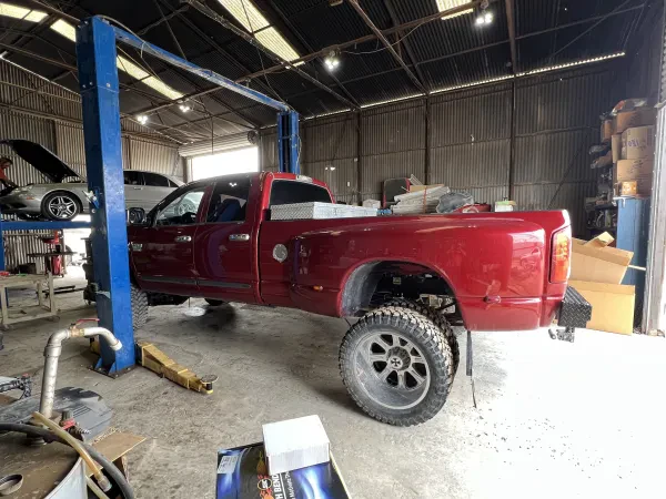 EZ Auto and RV Repair - photo 3