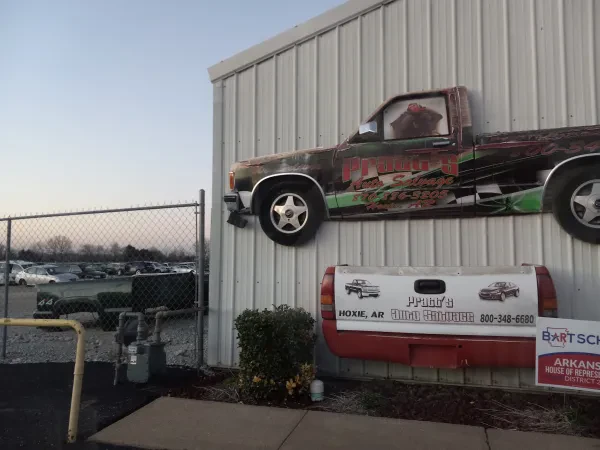 Pratt's Auto Salvage - photo 2