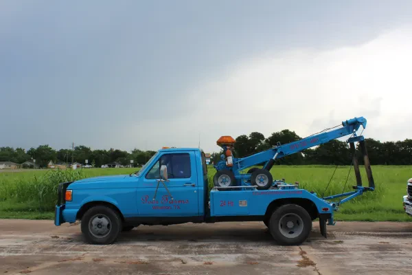 Poor Farms 24hr Wrecker & Towing - photo 4