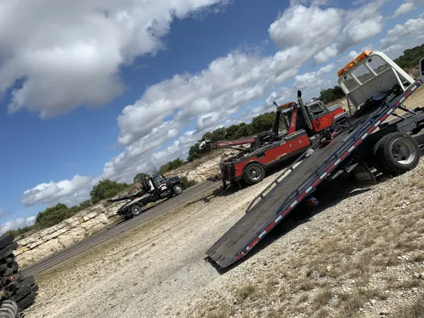 Holmes Wrecker Service - photo 3