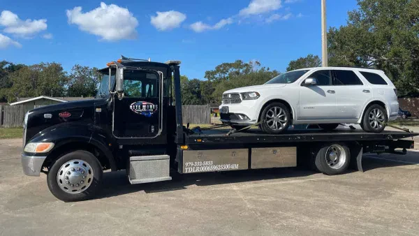 Nite Moves Towing & Recovery LLC - photo 2