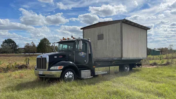 Nite Moves Towing & Recovery LLC - photo 3