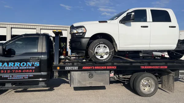 Barron's Wrecker Service / Johnny's Wrecker Service - photo 2
