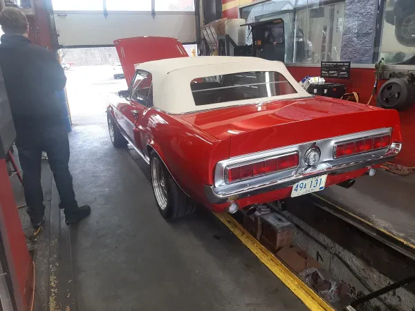Indy Lube Express - Oil Changes, Tires, Brakes and More - photo 3