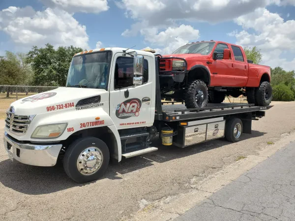 NA TOWING SERVICE LLC - photo 2