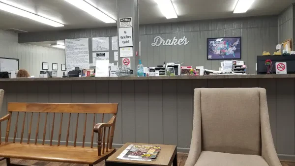 Drake's Towing & Service - photo 4
