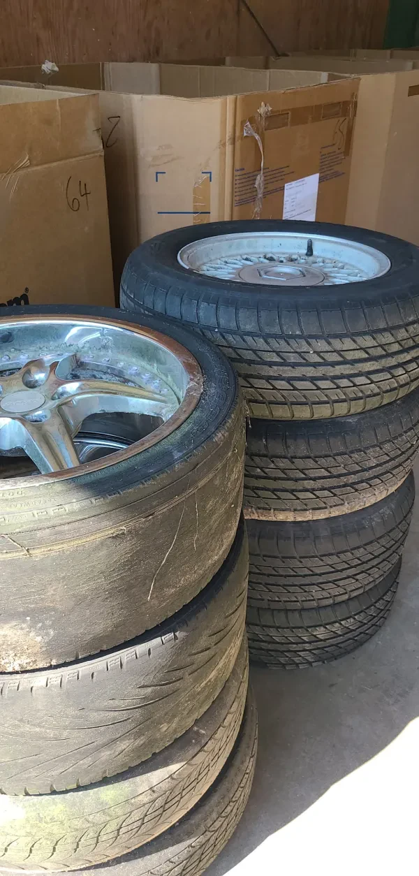 Alfaro's Auto Salvage - photo 3