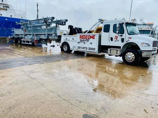 RedZone Towing - photo 2