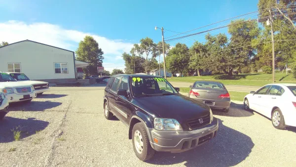 Lawrence's Auto Clinic & Sales - photo 4