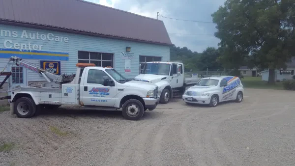 Norm's Towing & Recovery - photo 4