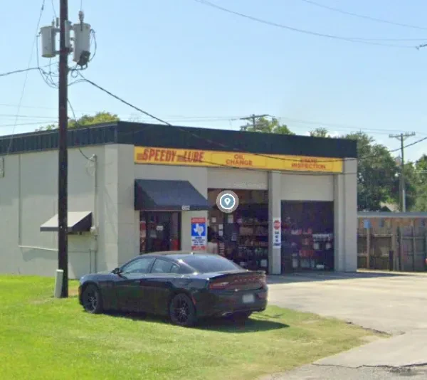 Christopher's Speedy Lube - photo 2