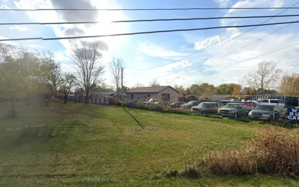 Rich's Auto Parts - photo 2