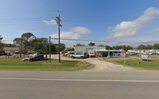 Salinas towing