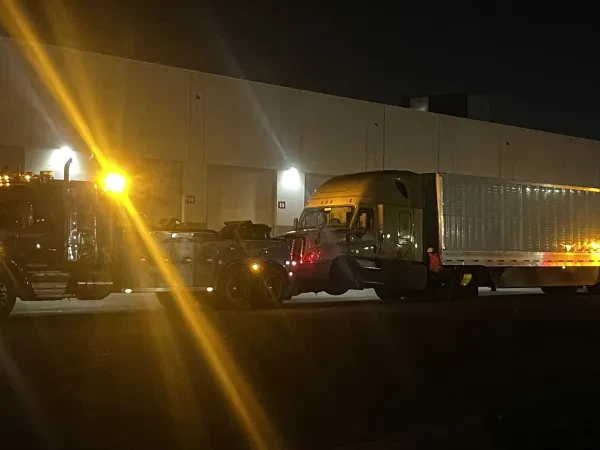 Brett's Heavy Duty Towing and Roadside - photo 3