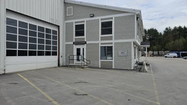 New England Truck Center - photo 3