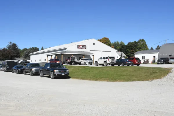 Lee Auto Sales - photo 4